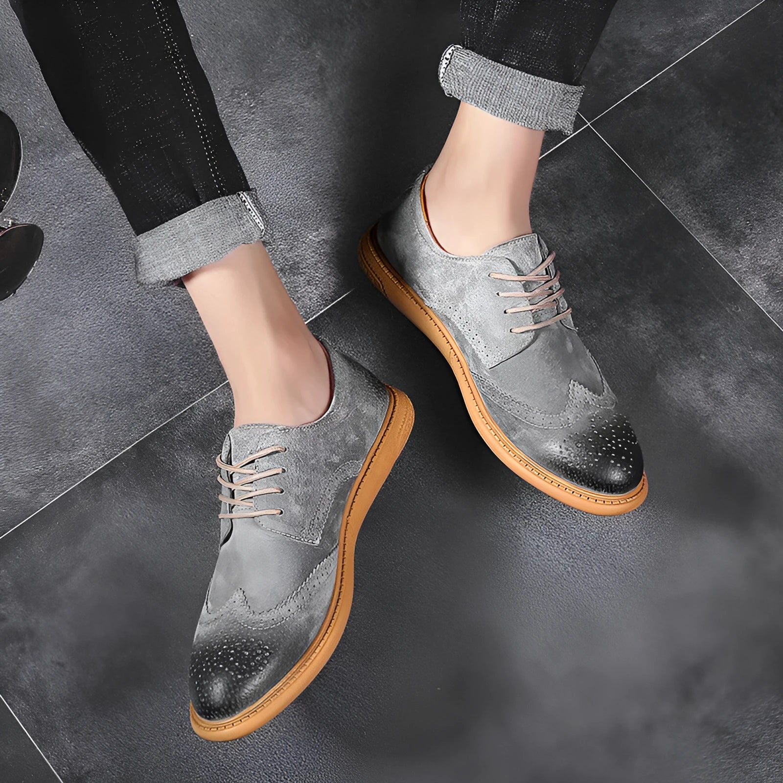 Men's black genuine cowhide leather lace-up business shoes with stitched detail and rubber sole.