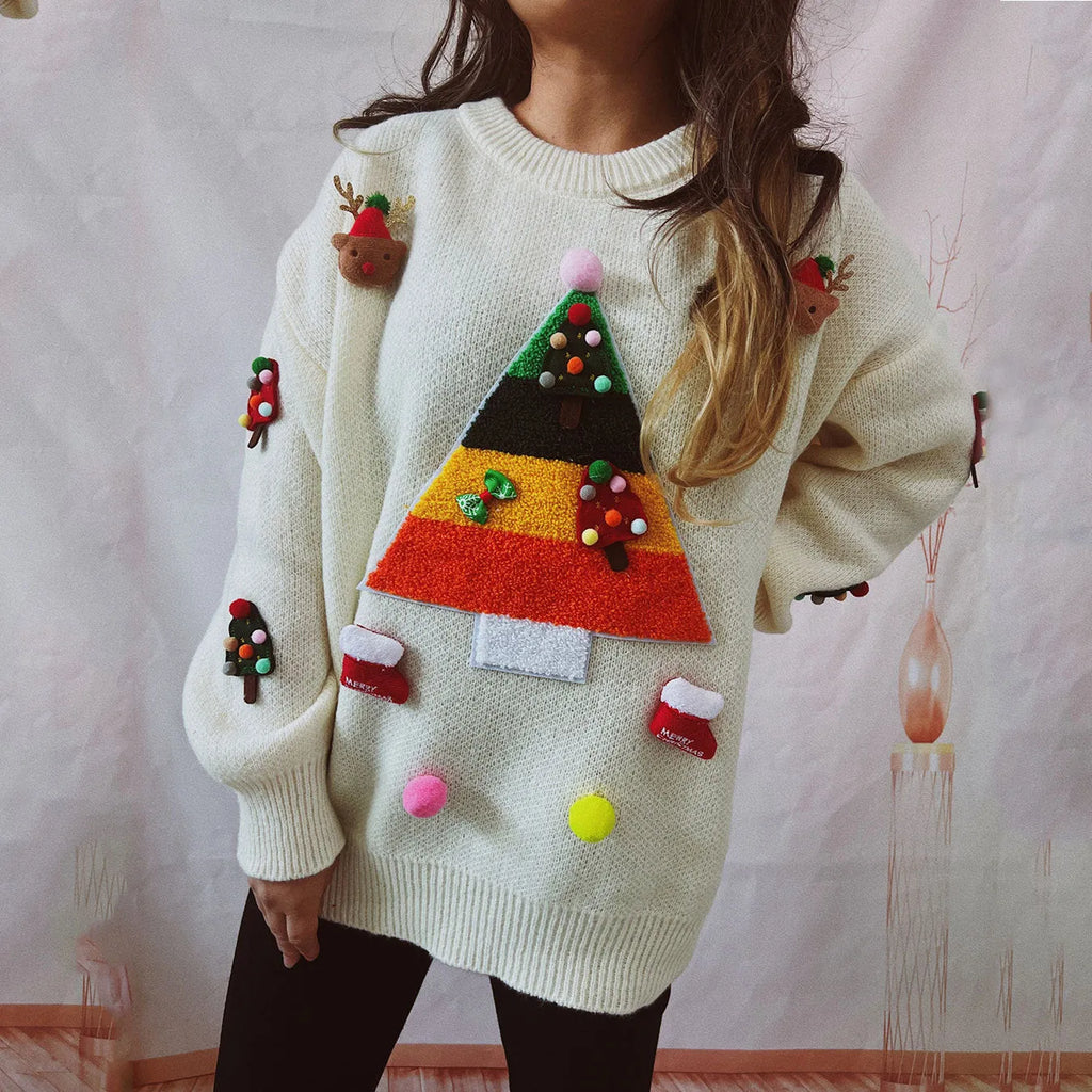 Christmas pattern loose fit round neck pullover sweater in red green black polyester knit