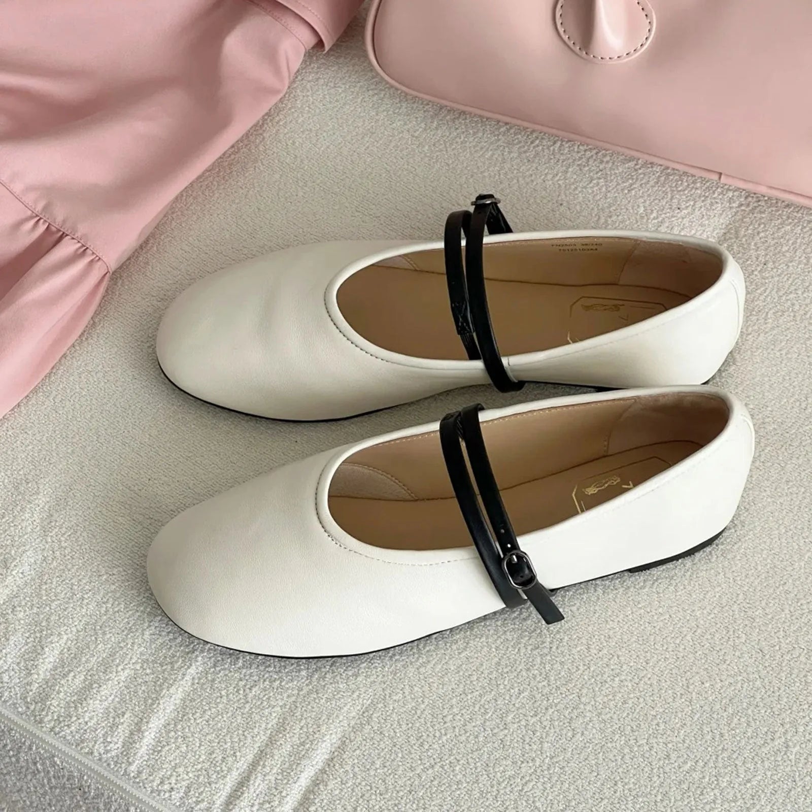 White sheepskin Mary Jane shoes round toe shallow mouth buckle low heel flat women