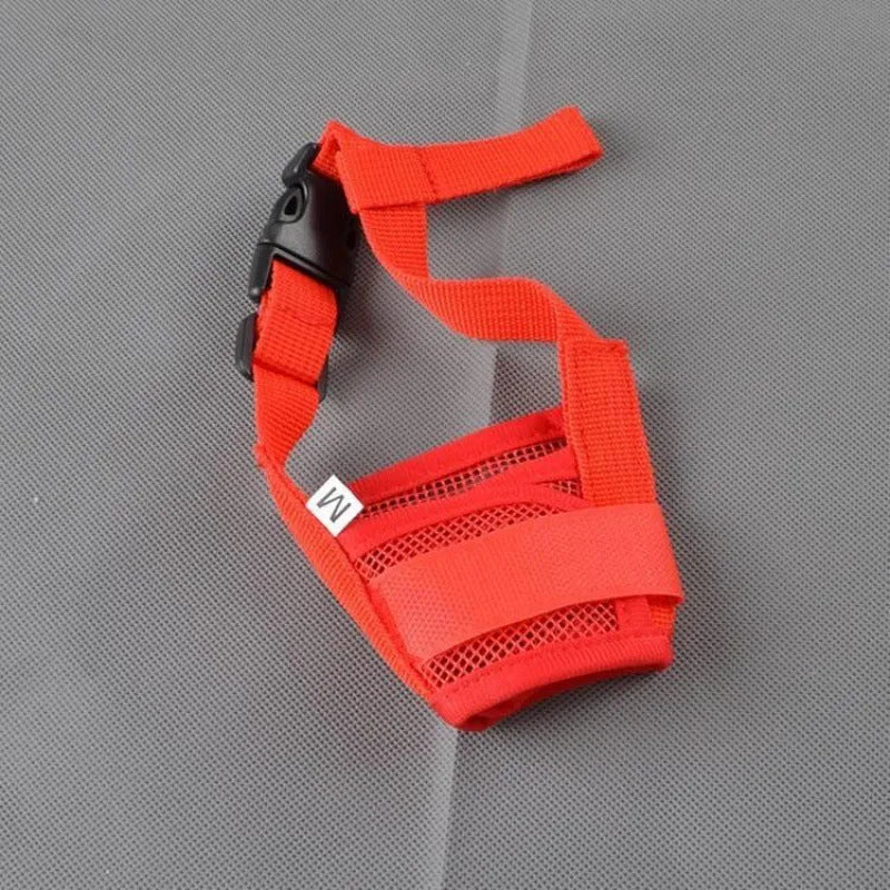 Adjustable plastic dog muzzle shown in multiple colours and sizes for medium and large breeds.
