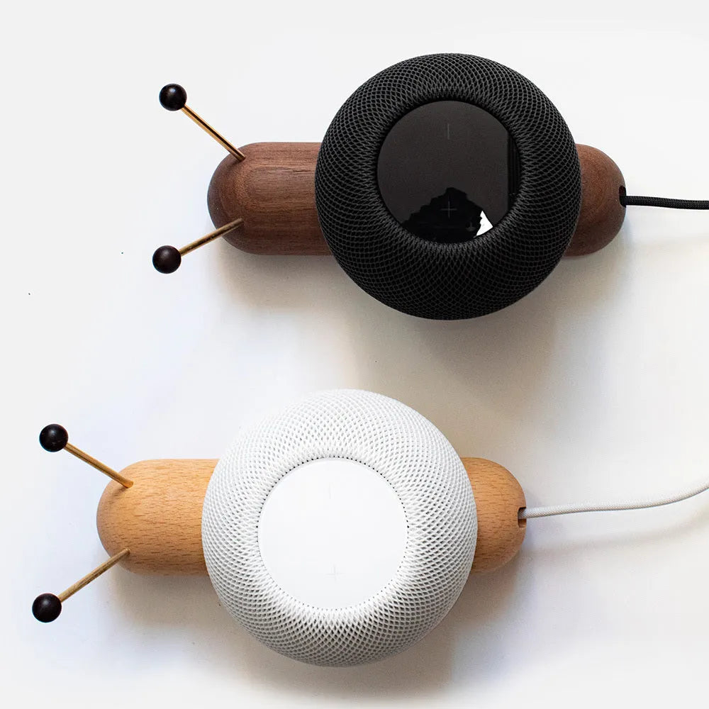 Khaki brown desktop non-slip bracket for a smart Bluetooth speaker, showing its 16.5 cm length.