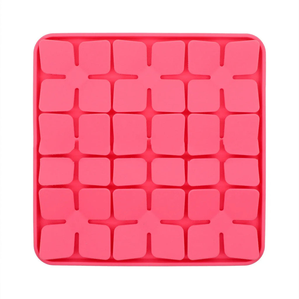 Silicone slow feeder pad for cats and dogs in black, 203x203mm, with raised licking patterns.