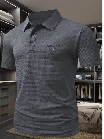 Men's loose fit short-sleeved lapel polo shirt in solid colour pinhole cloth fabric.
