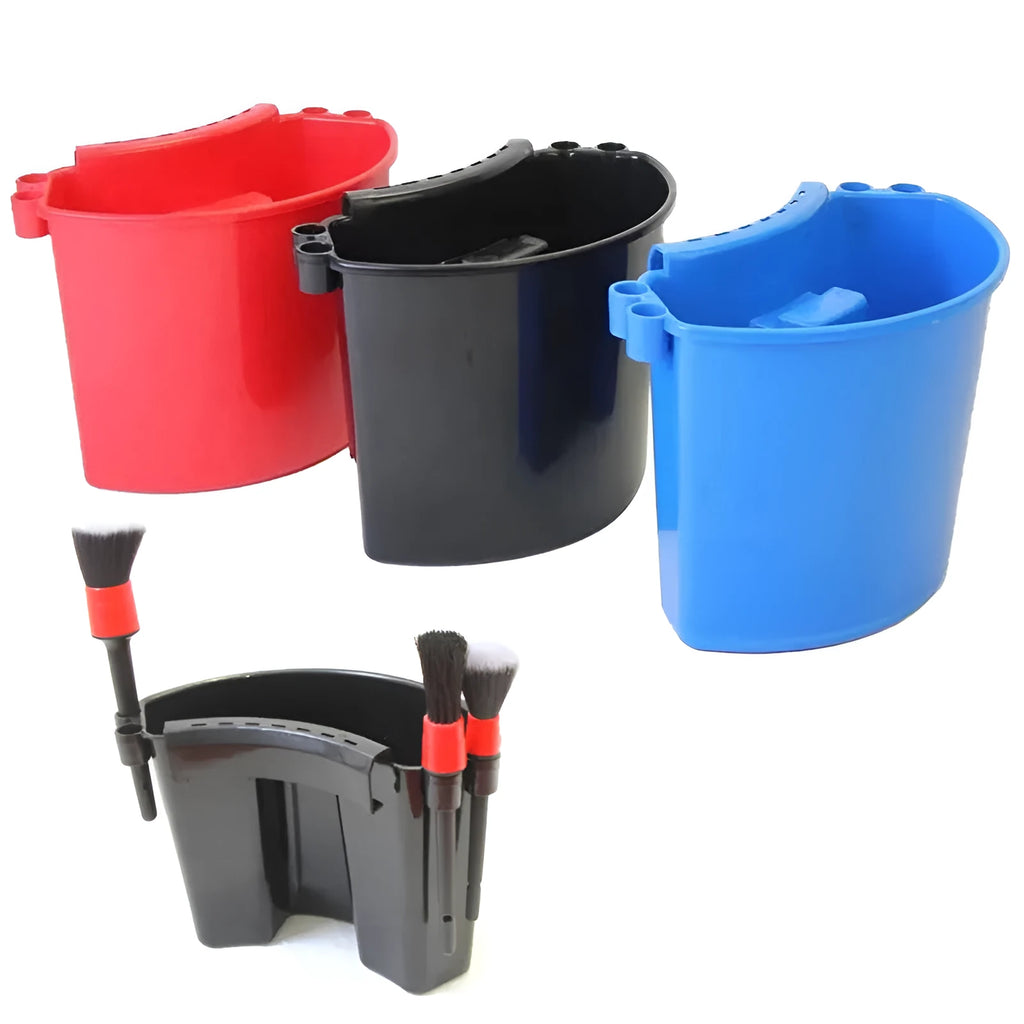 A 20-litre car washing bucket made from black PP plastic, suitable for vehicle cleaning.