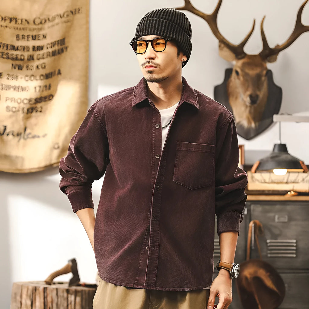 Men's retro corduroy casual jacket in red and black colours, loose fit with long sleeves.