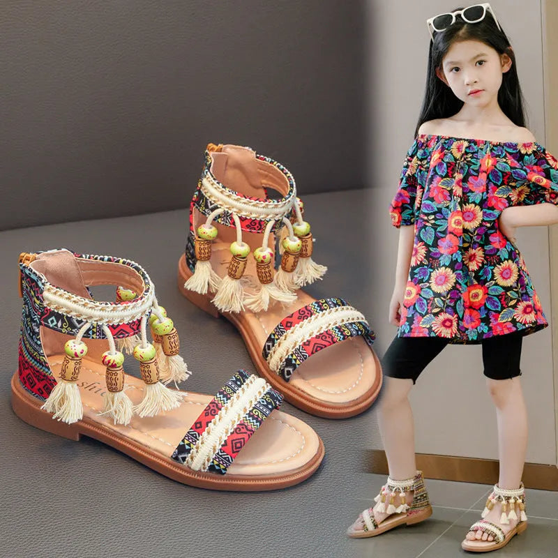 Retro children's roman sandals with beaded detail and back zipper in black